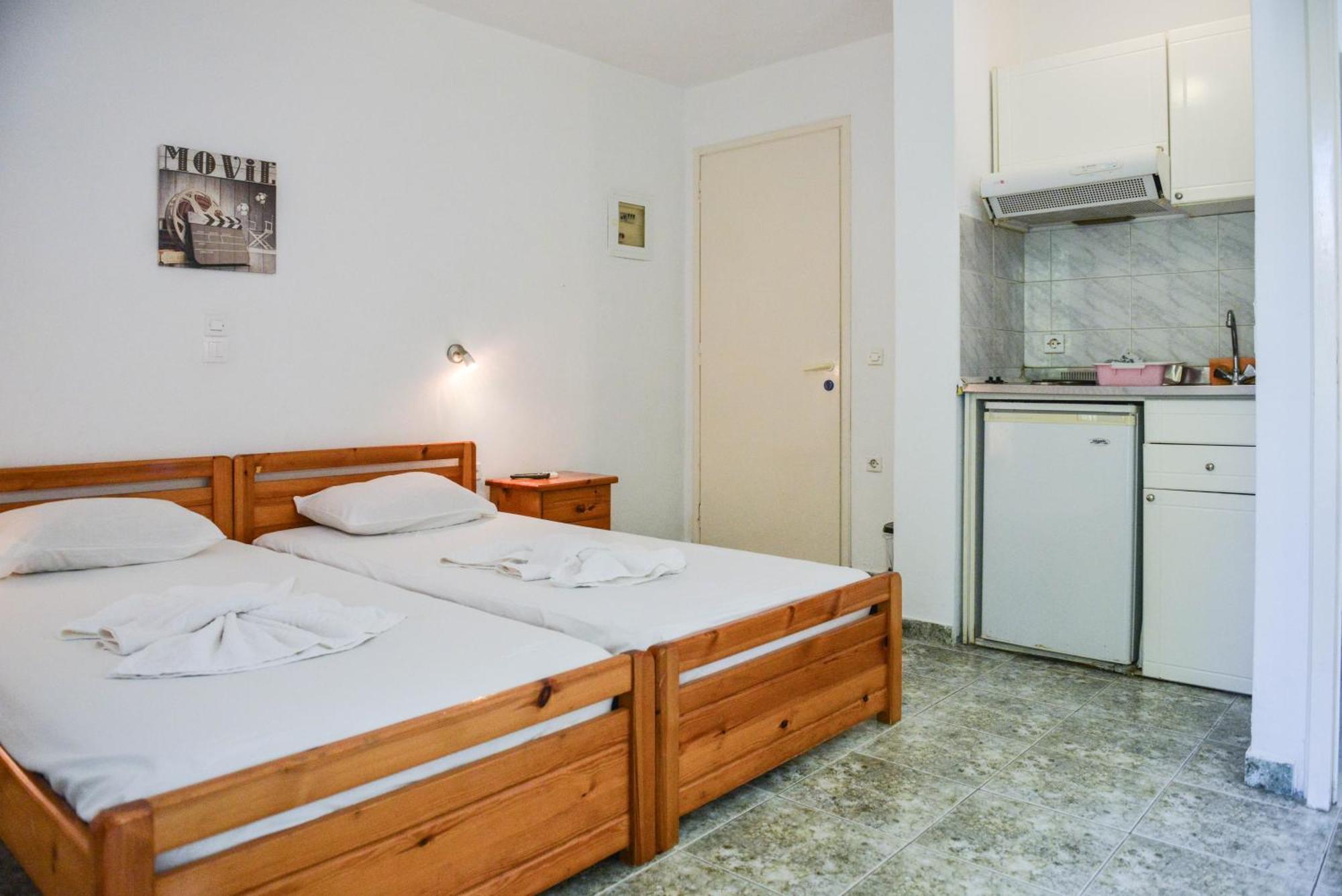 Plaza Studios Agia Anna  Exterior foto