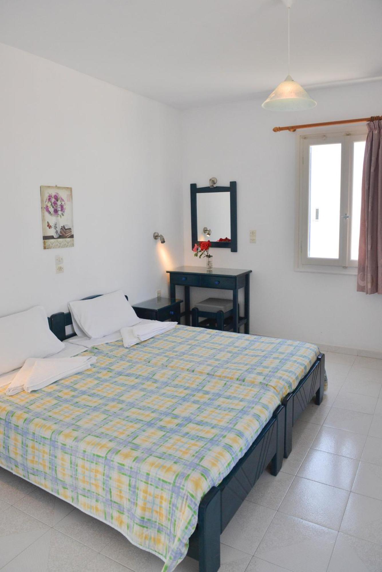 Plaza Studios Agia Anna  Exterior foto