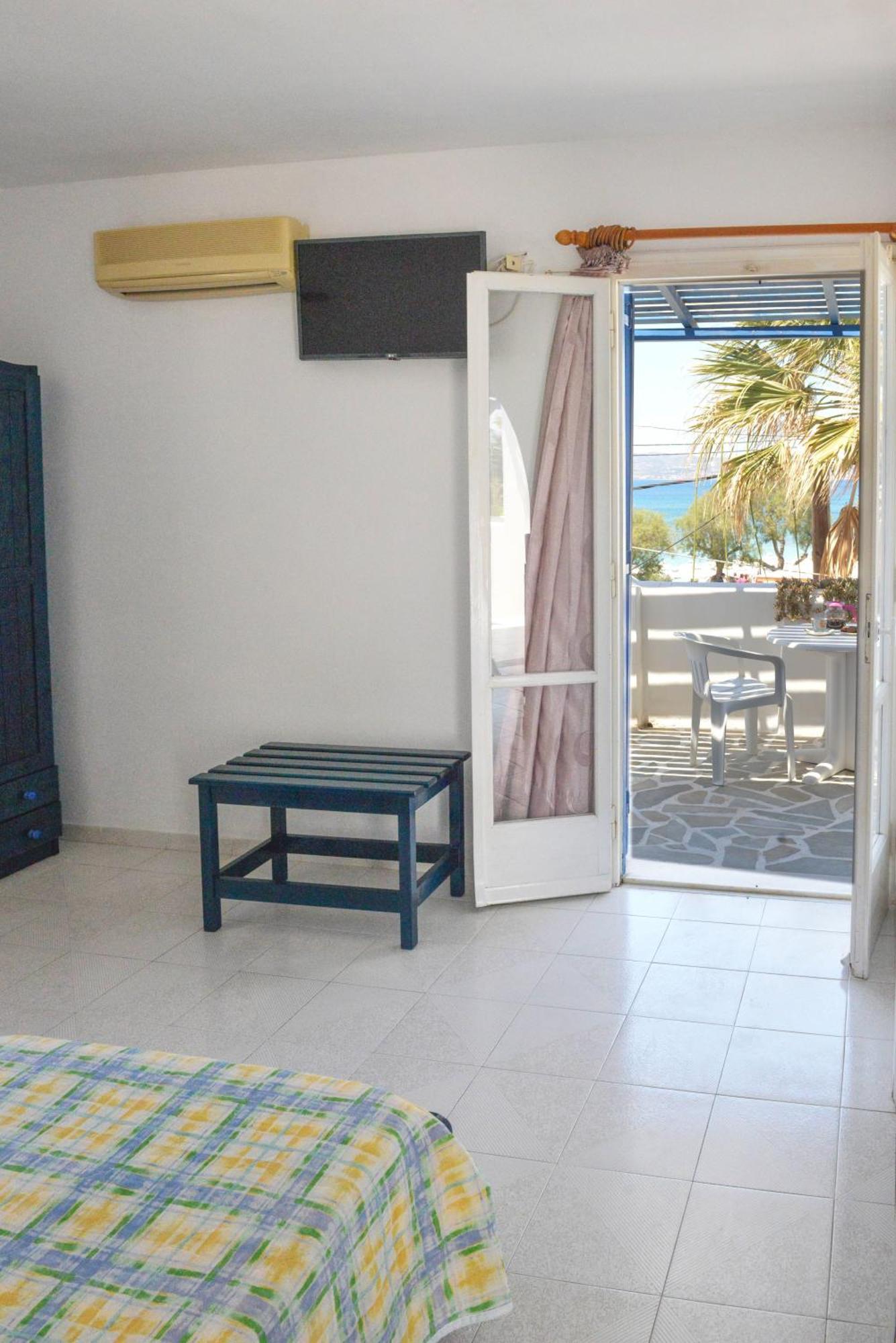 Plaza Studios Agia Anna  Exterior foto